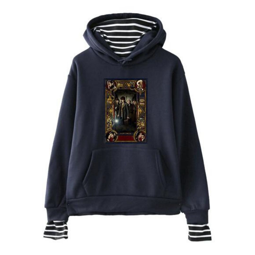pull avec personnage et rayures aux manches