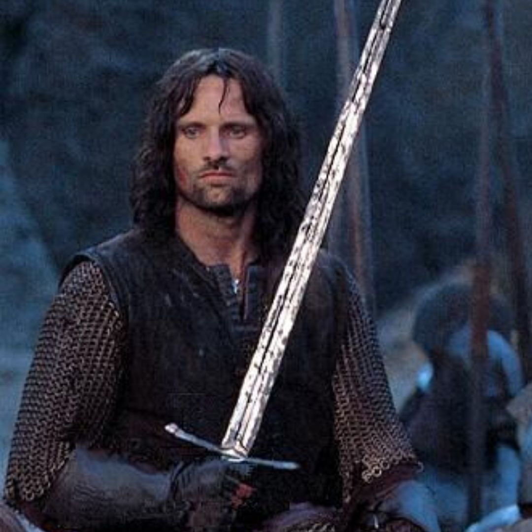Epée mythique Anduril de la saga Seigneur des anneaux